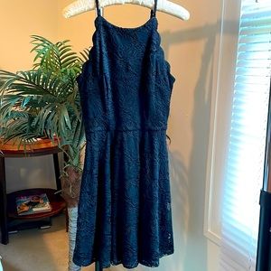 Mini lace dress